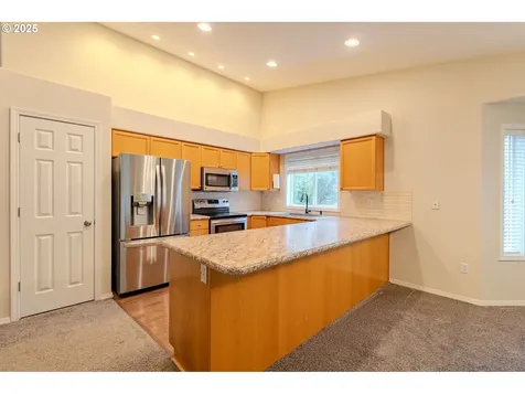 1306 NE 91st Avenue Vancouver WA 98664