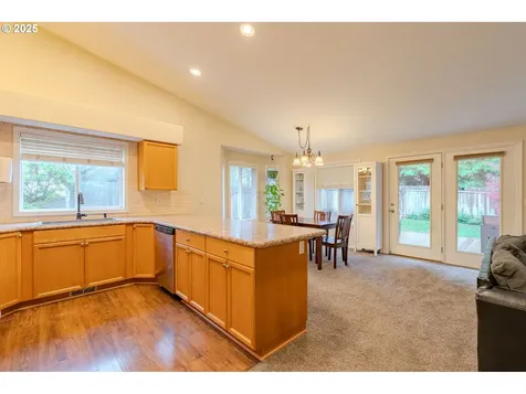 1306 NE 91st Avenue Vancouver WA 98664