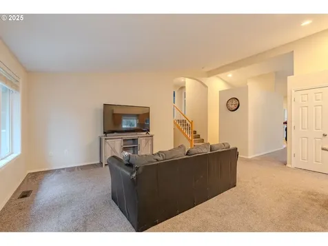 1306 NE 91st Avenue Vancouver WA 98664