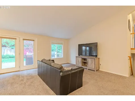 1306 NE 91st Avenue Vancouver WA 98664