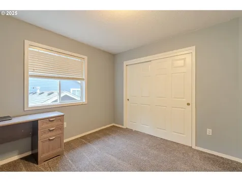 1306 NE 91st Avenue Vancouver WA 98664