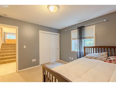 1306 NE 91st Avenue Vancouver WA 98664