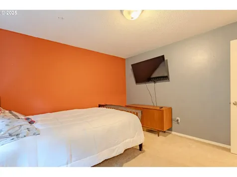 1306 NE 91st Avenue Vancouver WA 98664