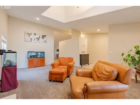 1306 NE 91st Avenue Vancouver WA 98664