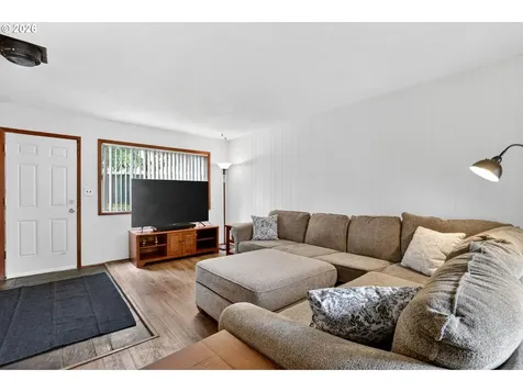 5345 SE 91st Avenue Portland OR 97266