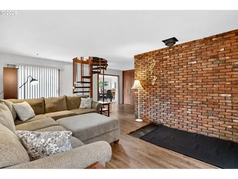 5345 SE 91st Avenue Portland OR 97266