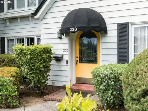 220 W 36th Street Vancouver WA 98660