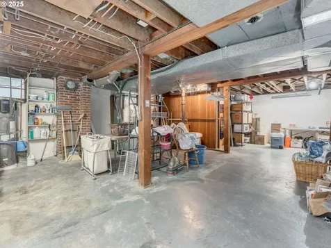 220 W 36th Street Vancouver WA 98660