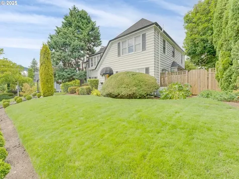 220 W 36th Street Vancouver WA 98660