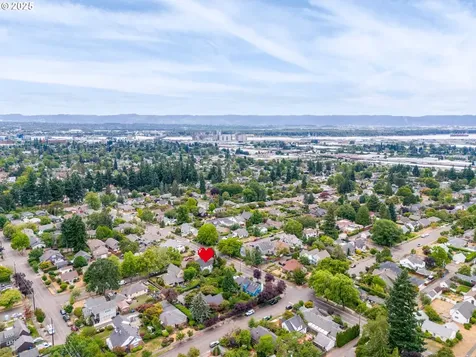 220 W 36th Street Vancouver WA 98660