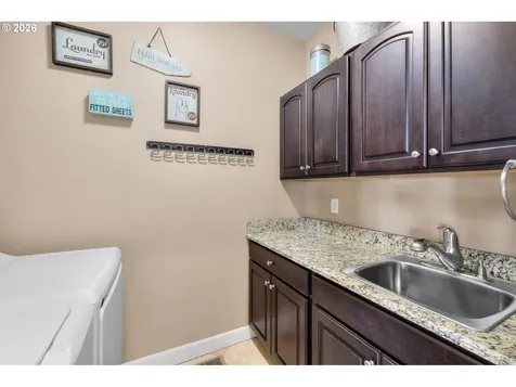 26807 Grand View Road Canyon City OR 97820