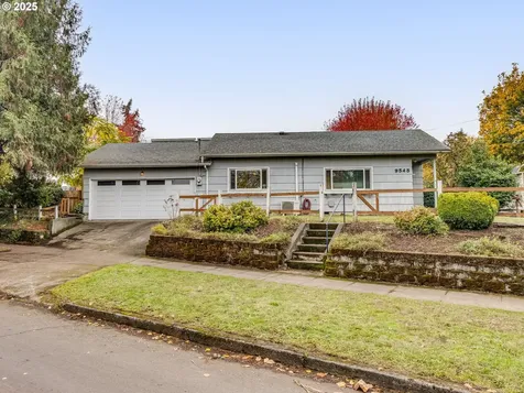9545 N Iris Way Portland OR 97203