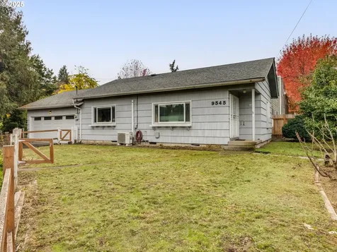 9545 N Iris Way Portland OR 97203