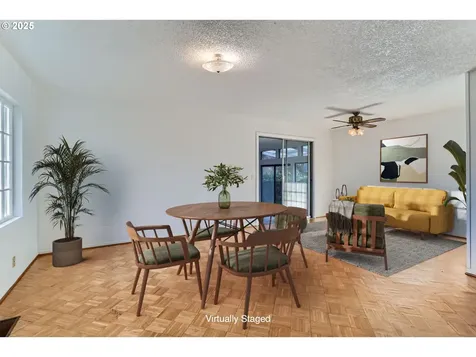 5025 NE Couch Street Portland OR 97213