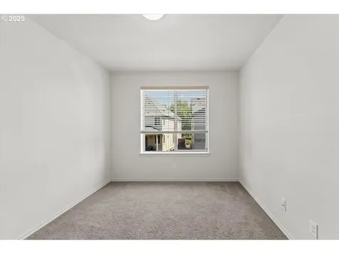 6638 NW Joss Avenue Portland OR 97229