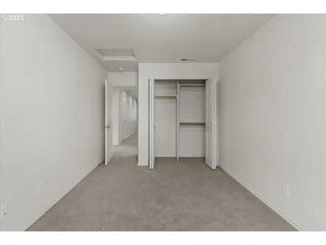 6638 NW Joss Avenue Portland OR 97229
