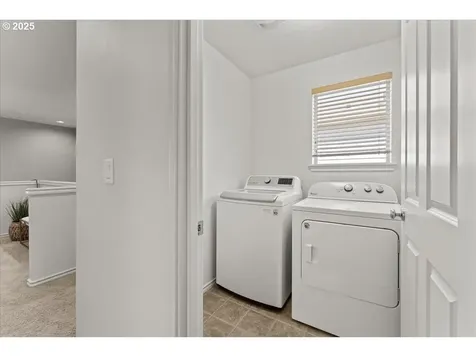 6638 NW Joss Avenue Portland OR 97229