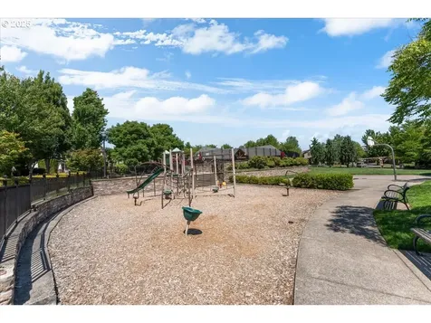 6638 NW Joss Avenue Portland OR 97229