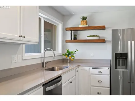 757 Arcadia Drive Eugene OR 97401