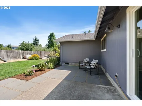 757 Arcadia Drive Eugene OR 97401