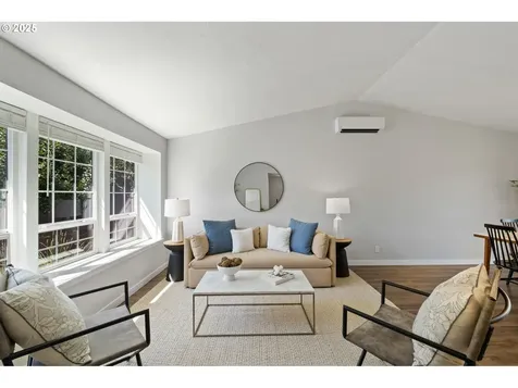757 Arcadia Drive Eugene OR 97401
