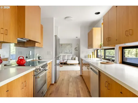 3119 SW Gale Avenue Portland OR 97239