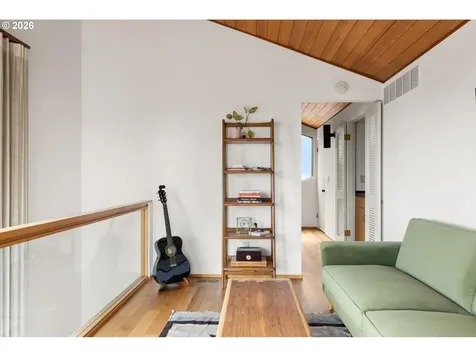 3119 SW Gale Avenue Portland OR 97239