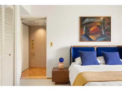 3119 SW Gale Avenue Portland OR 97239