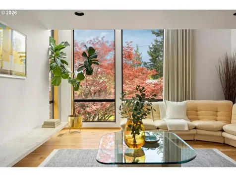 3119 SW Gale Avenue Portland OR 97239