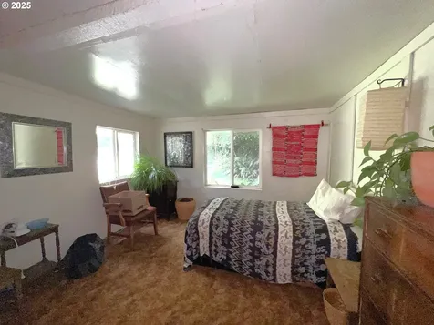 860 8th Terrace Coos Bay OR 97420