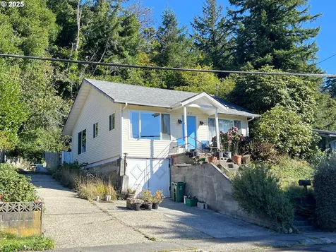 860 8th Terrace Coos Bay OR 97420