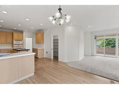 1924 NW Norfolk Court Portland OR 97229