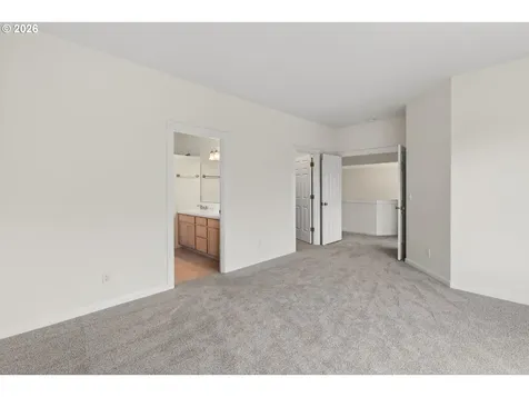 1924 NW Norfolk Court Portland OR 97229