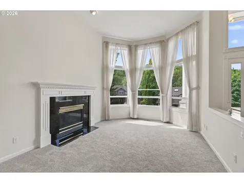 1924 NW Norfolk Court Portland OR 97229
