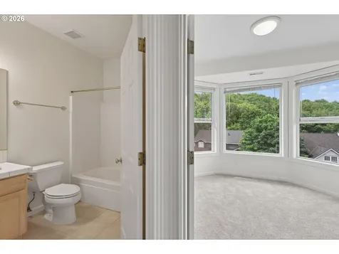 1924 NW Norfolk Court Portland OR 97229
