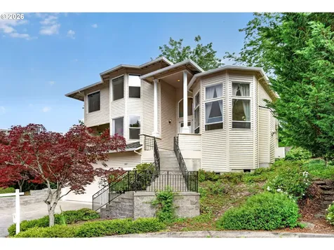 1924 NW Norfolk Court Portland OR 97229