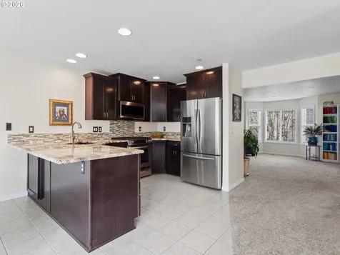 5700 NE 82nd Avenue Vancouver WA 98662
