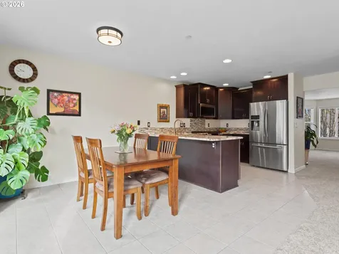 5700 NE 82nd Avenue Vancouver WA 98662