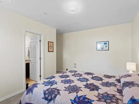5700 NE 82nd Avenue Vancouver WA 98662