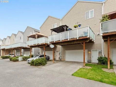 5700 NE 82nd Avenue Vancouver WA 98662