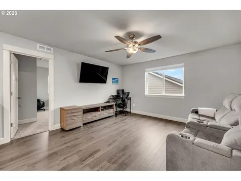 4766 S 16th Drive Ridgefield WA 98642