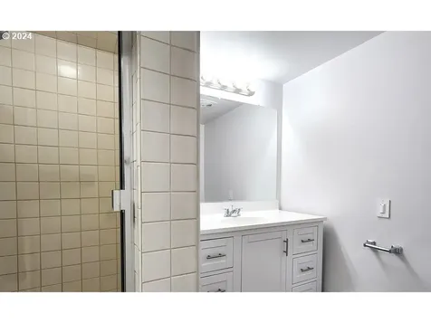 6462 SW Capitol Highway Portland OR 97239