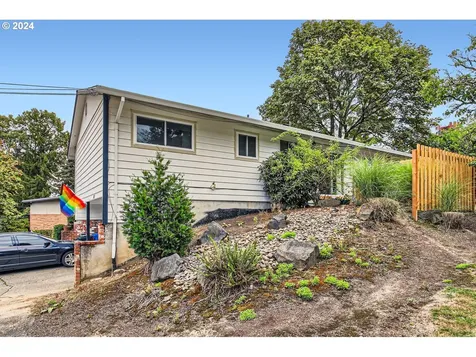 6462 SW Capitol Highway Portland OR 97239