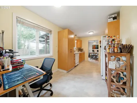 1510 SE 143rd Avenue Portland OR 97233