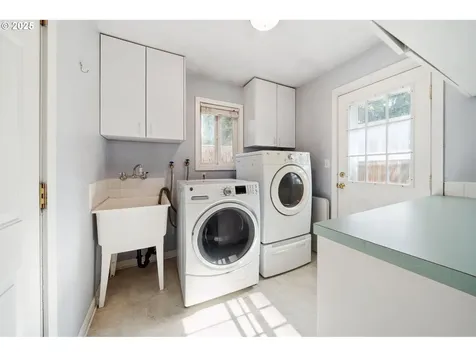 1510 SE 143rd Avenue Portland OR 97233