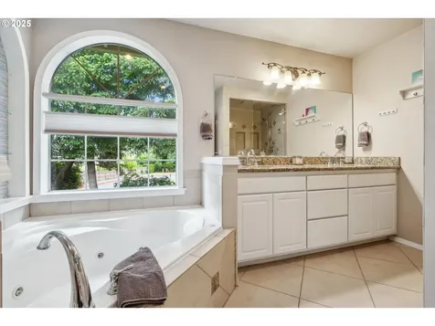 19580 SW 56th Court Tualatin OR 97062