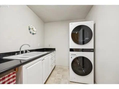 19580 SW 56th Court Tualatin OR 97062