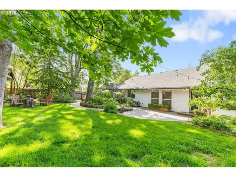 2610 NE 148th Street Vancouver WA 98686