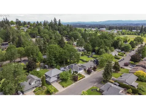 2610 NE 148th Street Vancouver WA 98686