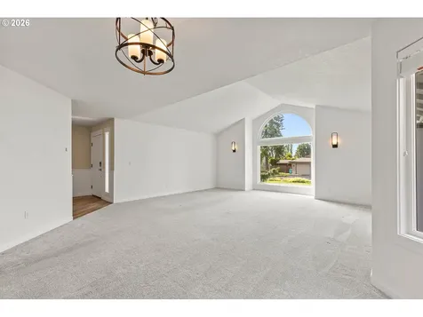 2610 NE 148th Street Vancouver WA 98686